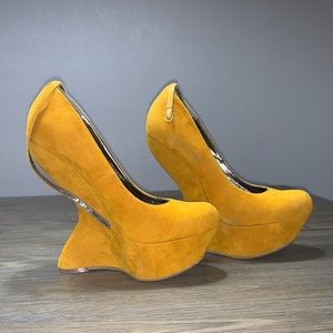 Mustard Curved Heels